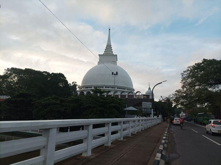Kalutara Bodhiya