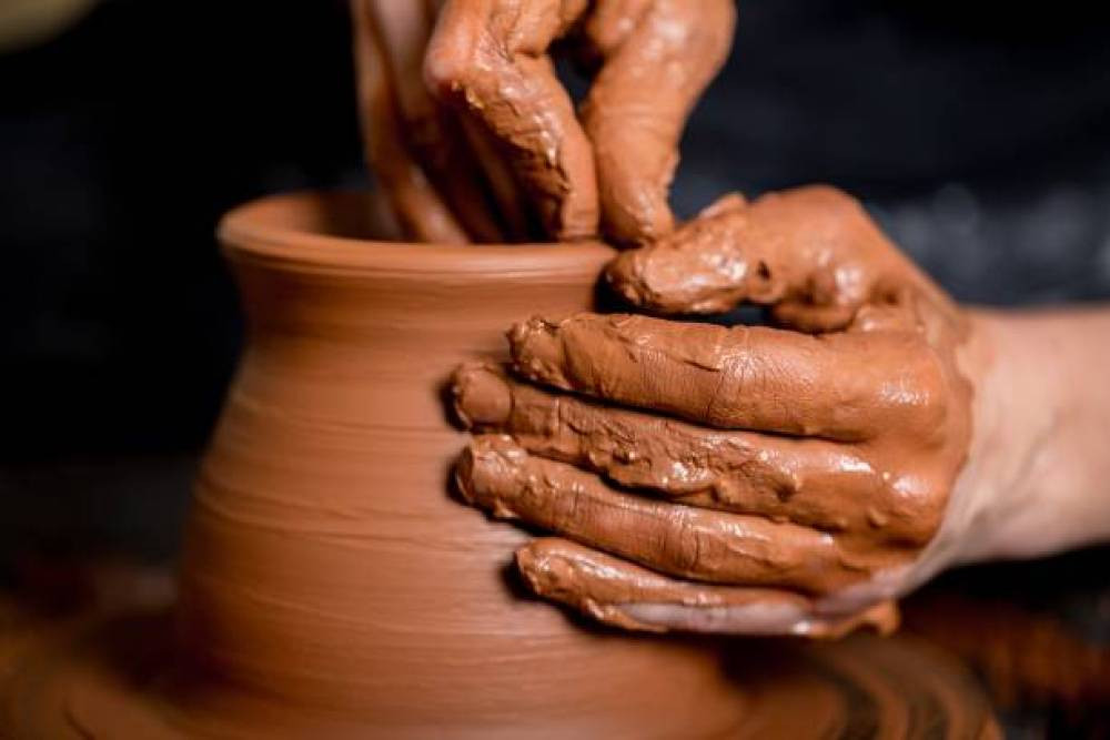 Traditional Sri Lankan Pottery: Timeless Art Rooted in Culture and Sustainability